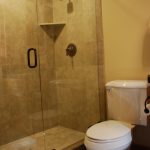 Mammoth Lakes Stonegate home En suite bathroom #3