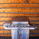 Mammoth Lakes Stonegate home upper deck BBQ